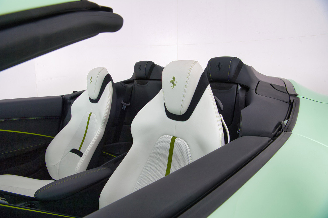 Certified 2025 Ferrari Roma Spider image 34
