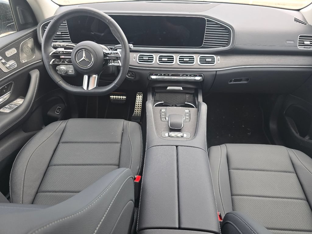 Certified 2026 Mercedes-Benz GLS 450 4MATIC image 23