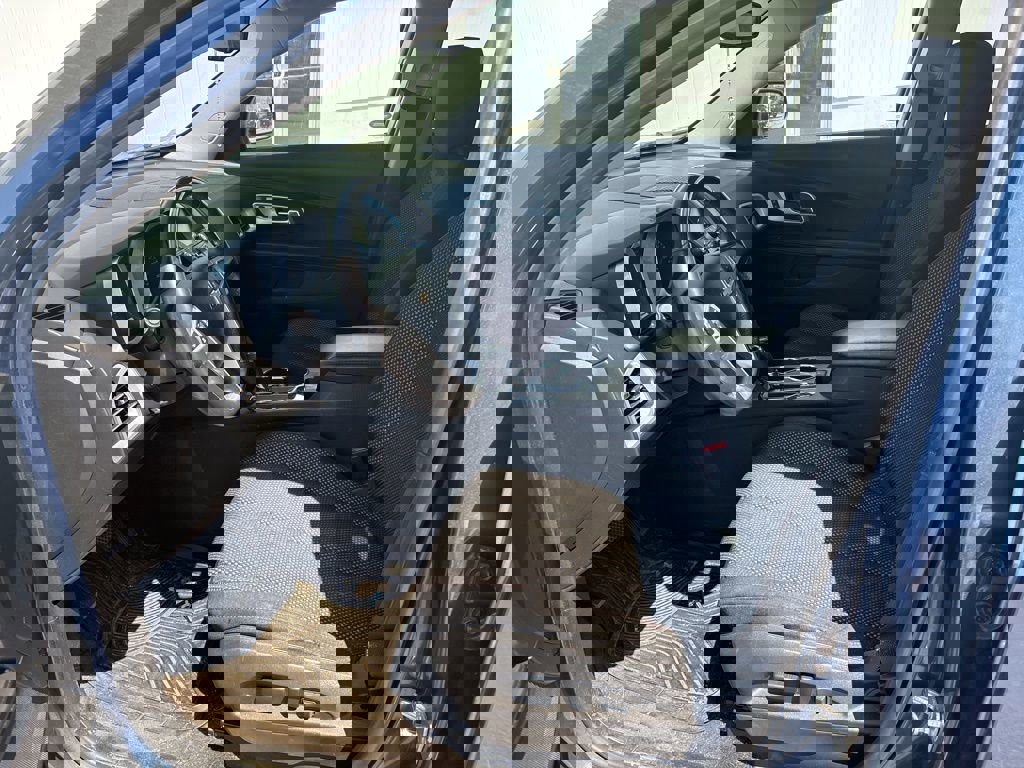 Used 2016 Chevrolet Equinox LT w/ Convenience Package AWD/4WD image 2