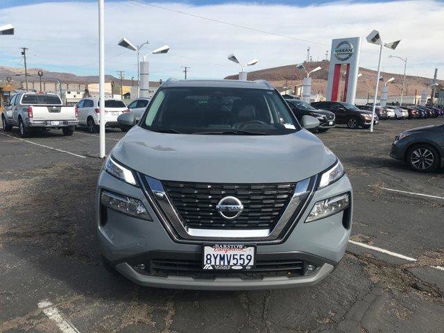 Used 2021 Nissan Rogue SL image 2