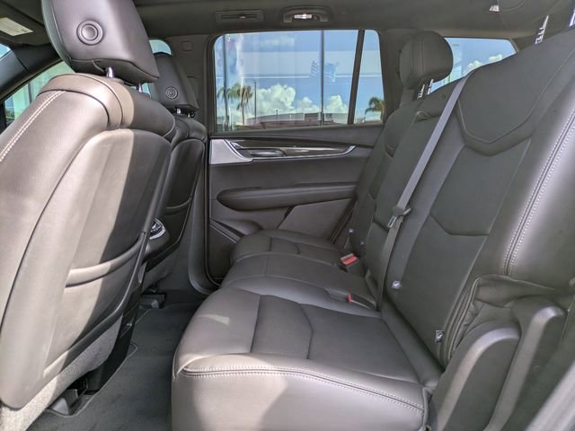 Used 2023 Cadillac XT6 Sport w/ Technology Package image 18