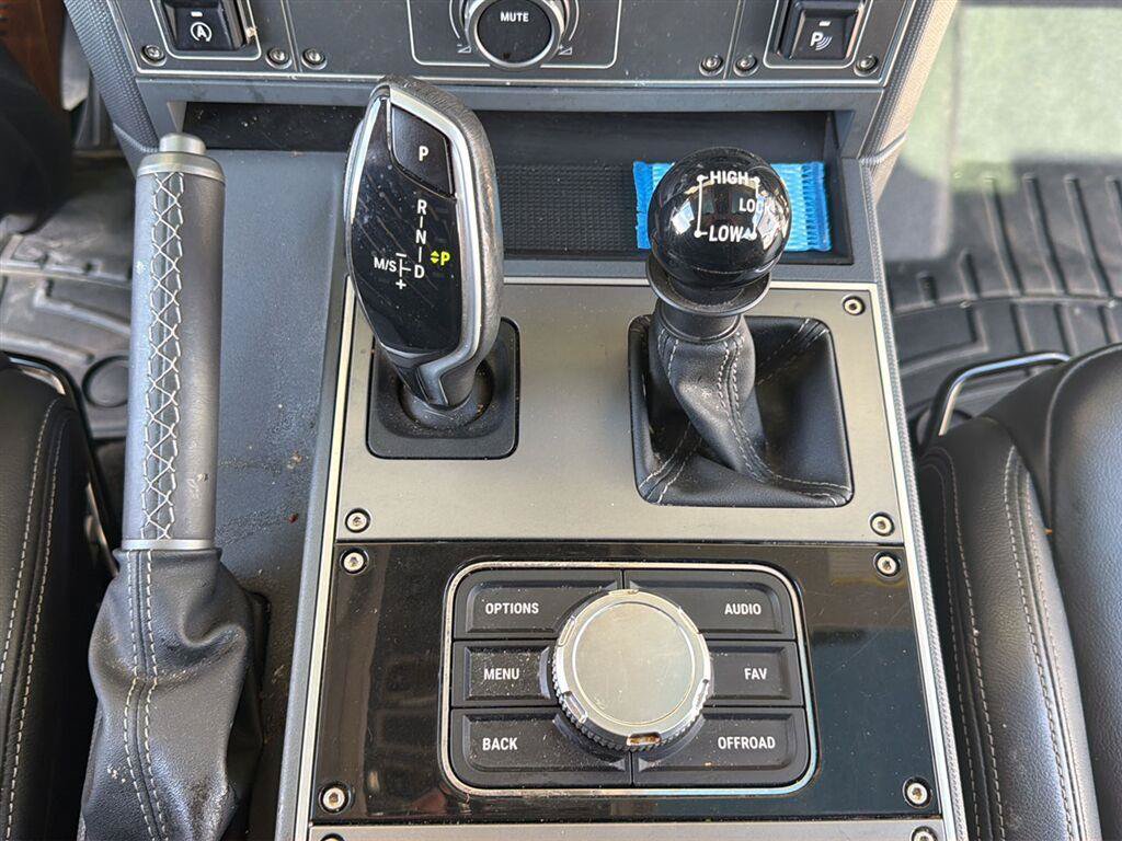 Used 2024 INEOS Grenadier Station Wagon AWD/4WD image 15
