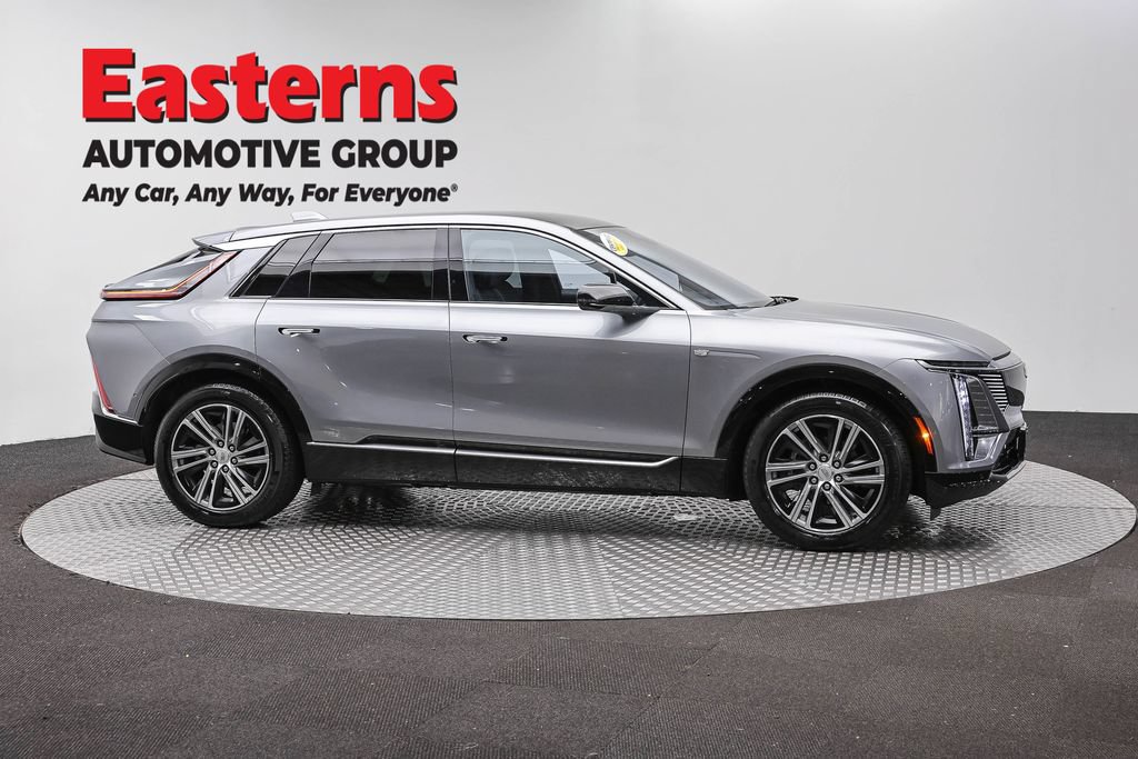 Used 2024 Cadillac Lyriq Luxury RWD image 4