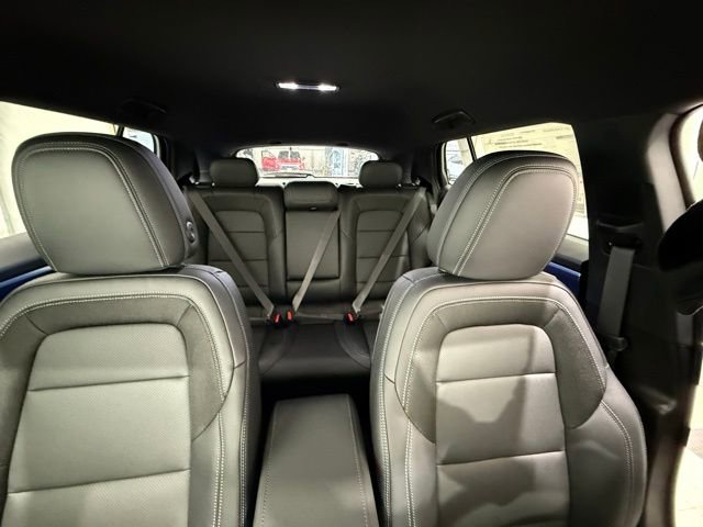 New 2026 Chevrolet Equinox EV LT AWD/4WD image 29