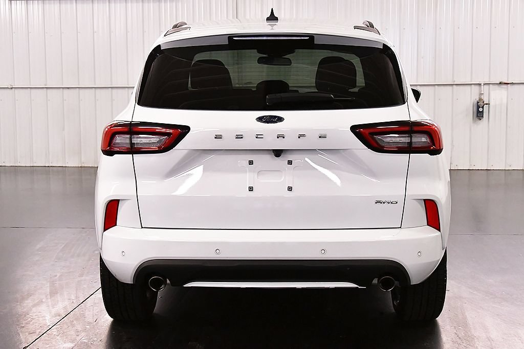 Used 2023 Ford Escape ST-Line AWD/4WD image 6