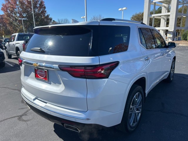 Used 2023 Chevrolet Traverse High Country image 5