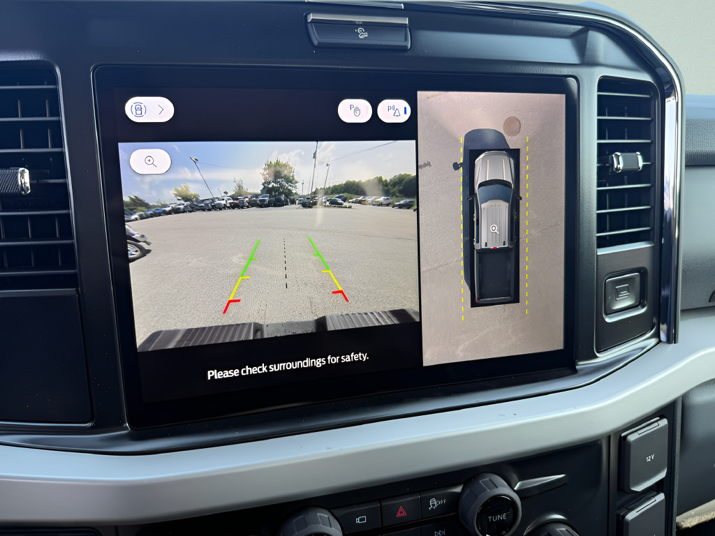 New 2026 Ford F250 XLT w/ XLT Premium Package AWD/4WD image 11