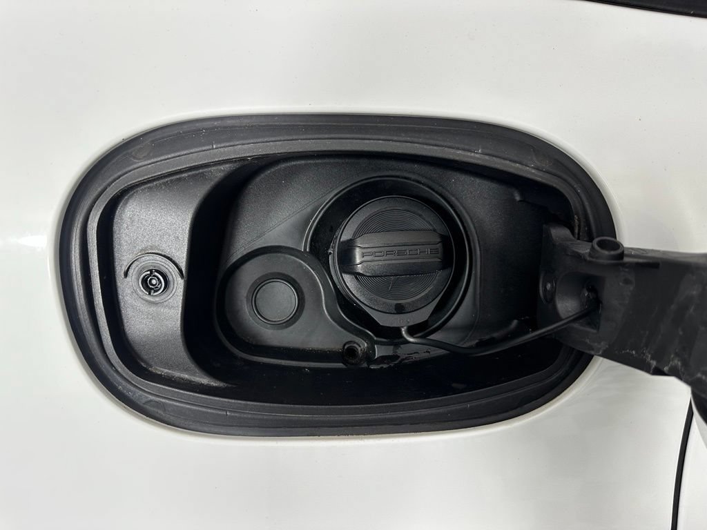 Certified 2021 Porsche Cayenne AWD/4WD image 41