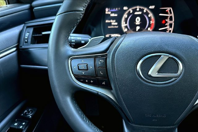 Used 2023 Lexus ES 350 w/ Accessory Package (Z2) FWD image 13