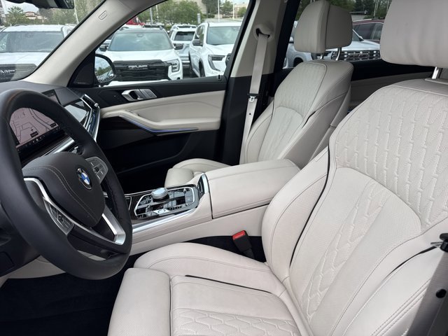 Used 2026 BMW X7 xDrive40i AWD/4WD image 5