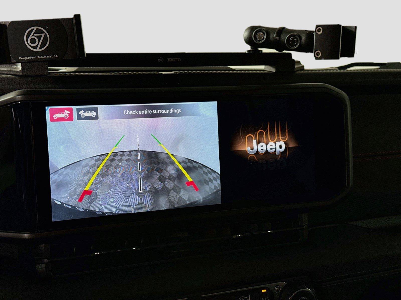 Used 2024 Jeep Wrangler Unlimited Rubicon w/ Technology Group AWD/4WD image 8