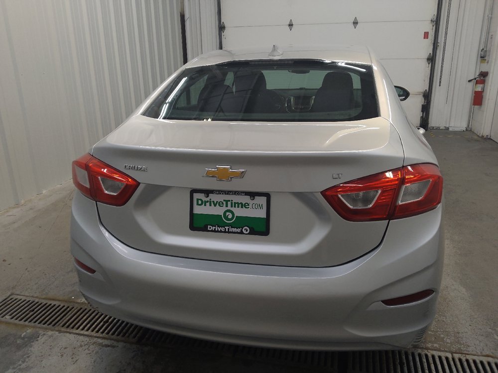 Used 2017 Chevrolet Cruze LT w/ Convenience Package FWD image 7