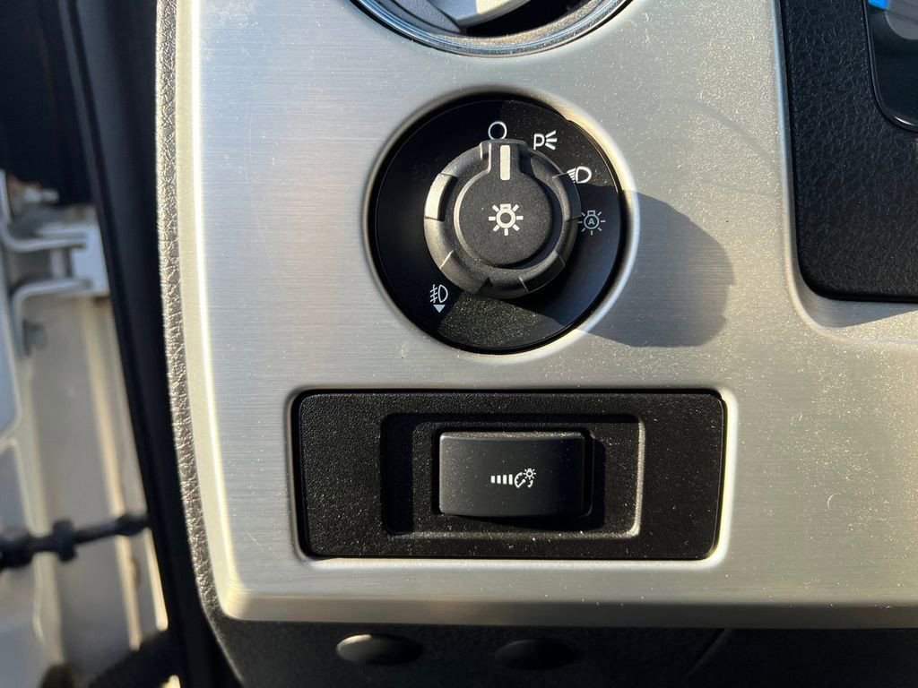 Used 2013 Ford F150 Platinum image 15