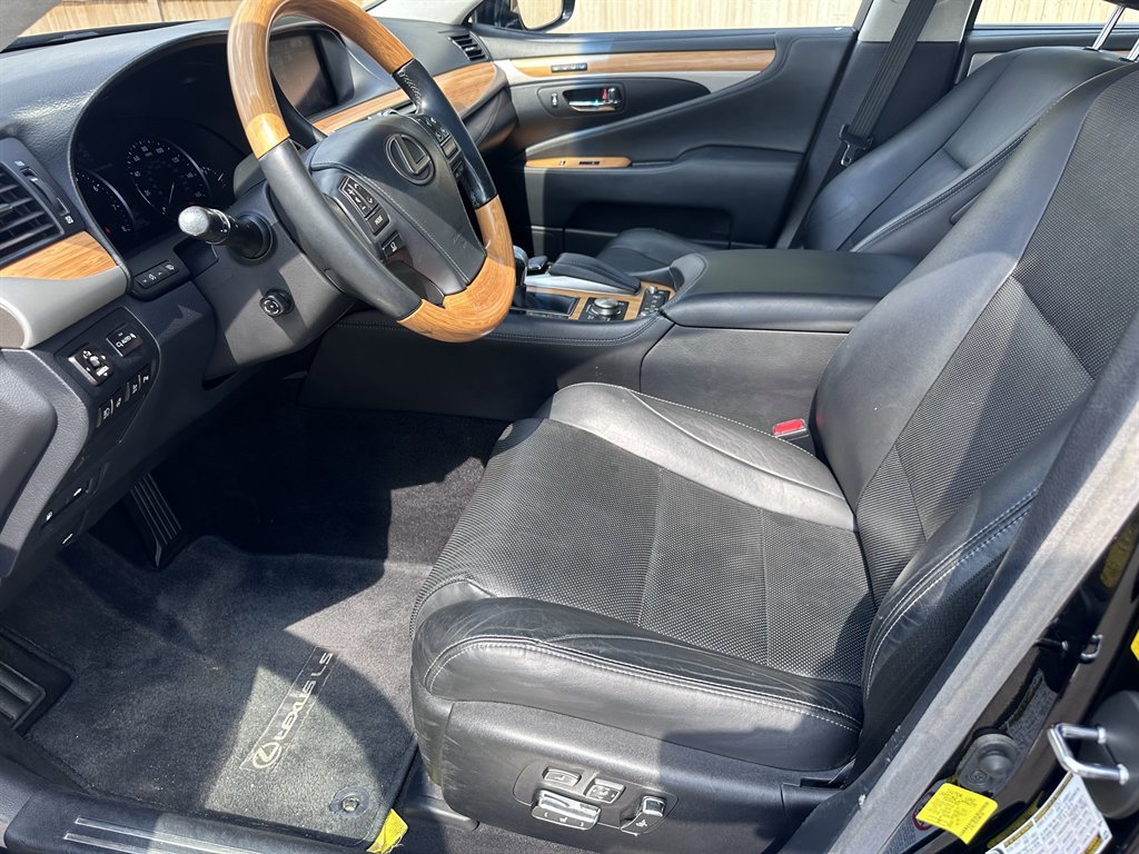 Used 2015 Lexus LS 460 L image 17
