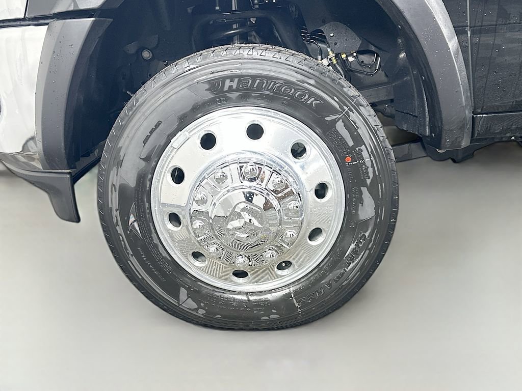 New 2026 RAM 5500 Tradesman w/ Chrome Appearance Group image 19