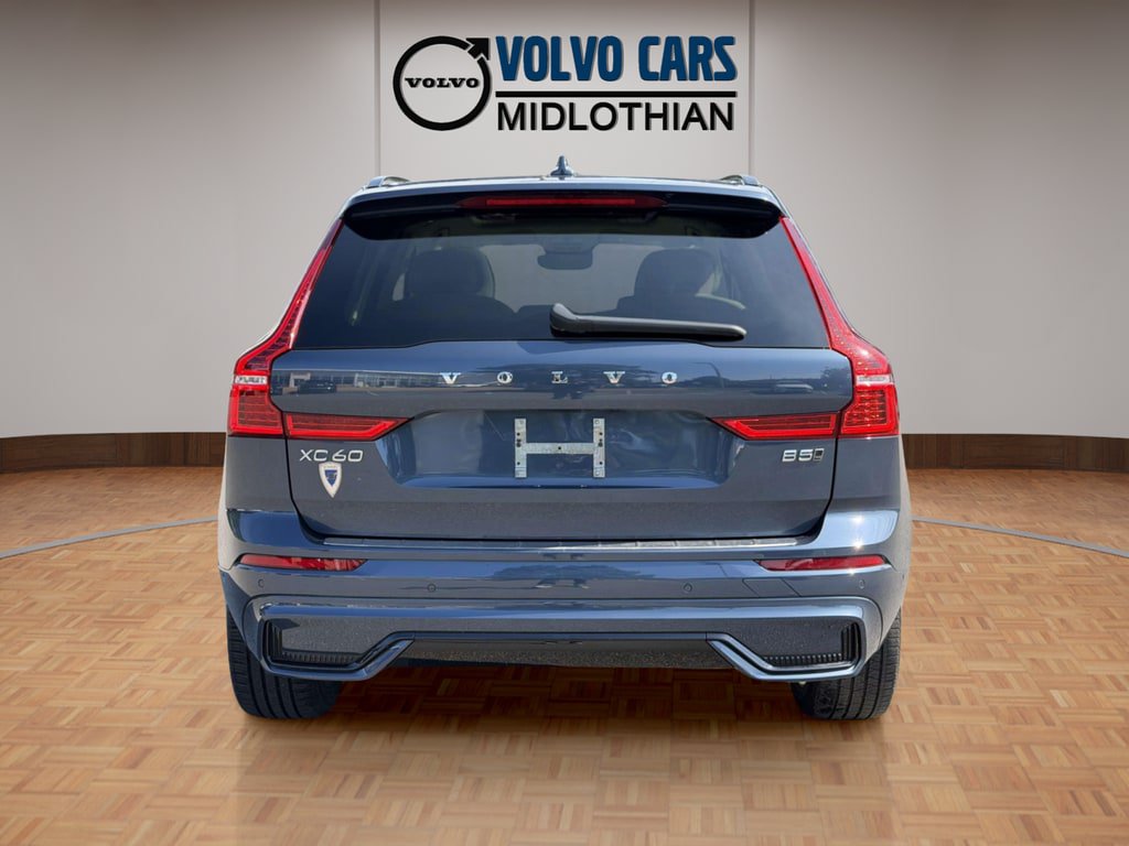 Used 2023 Volvo XC60 B5 Plus AWD/4WD image 20