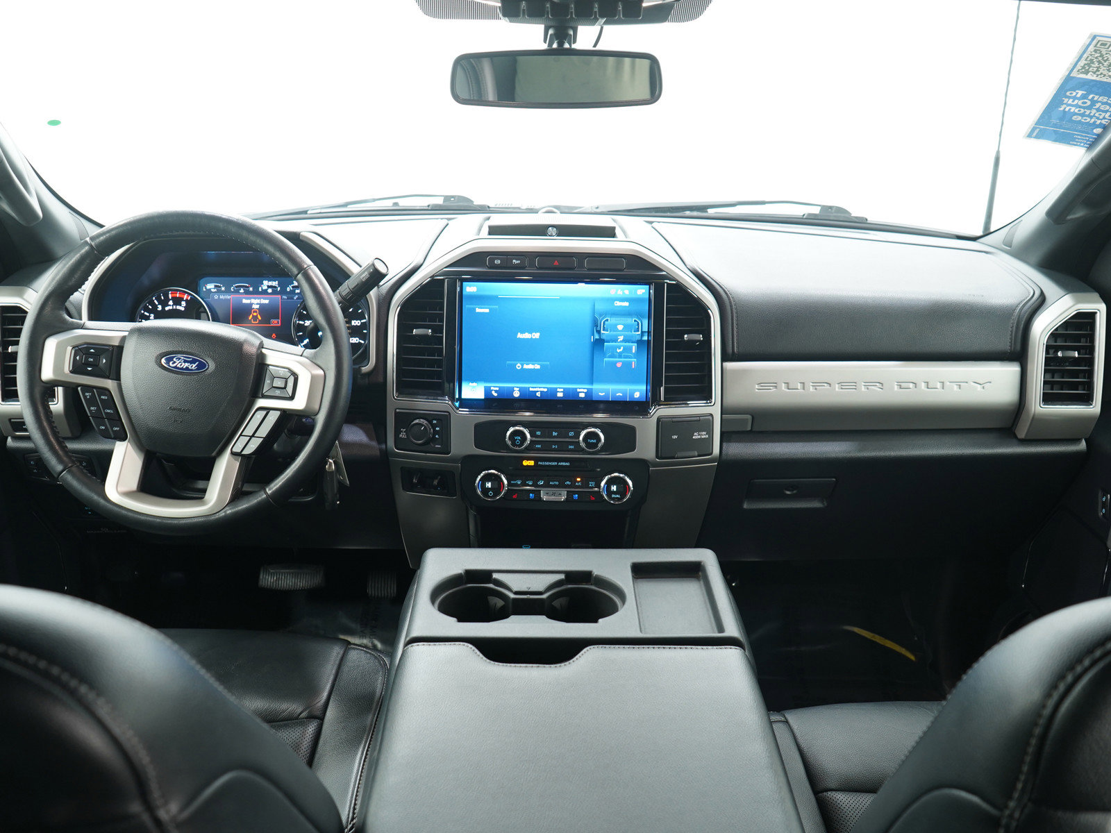 Used 2022 Ford F350 Lariat w/ Chrome Package image 16