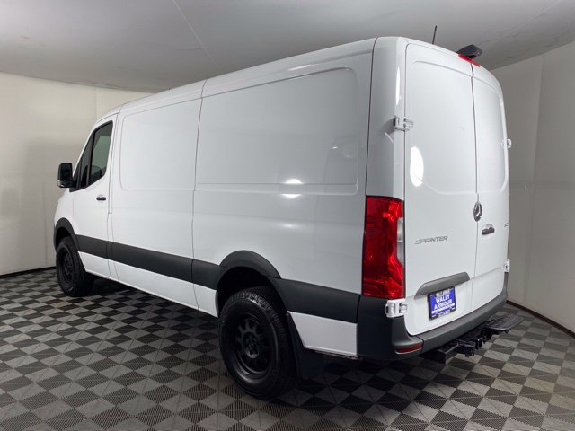 Used 2025 Mercedes-Benz Sprinter 2500 image 9