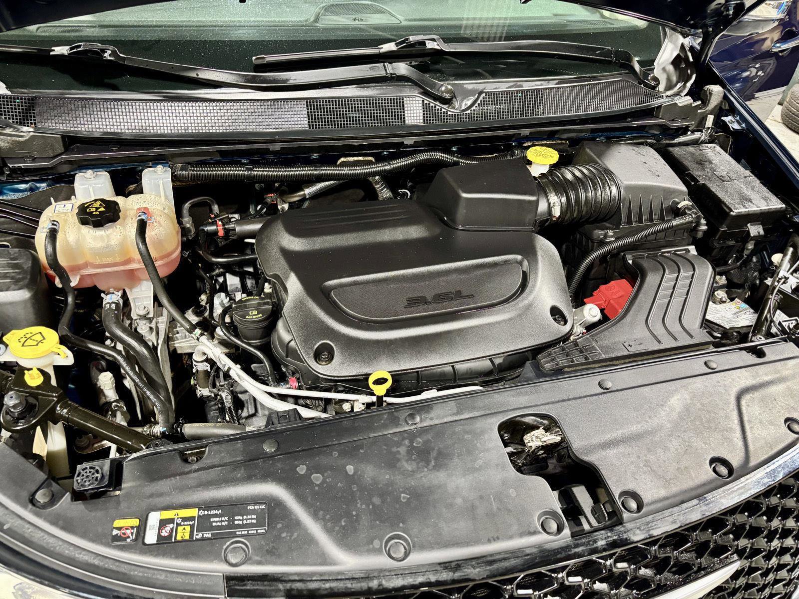 Used 2022 Chrysler Pacifica Limited image 34