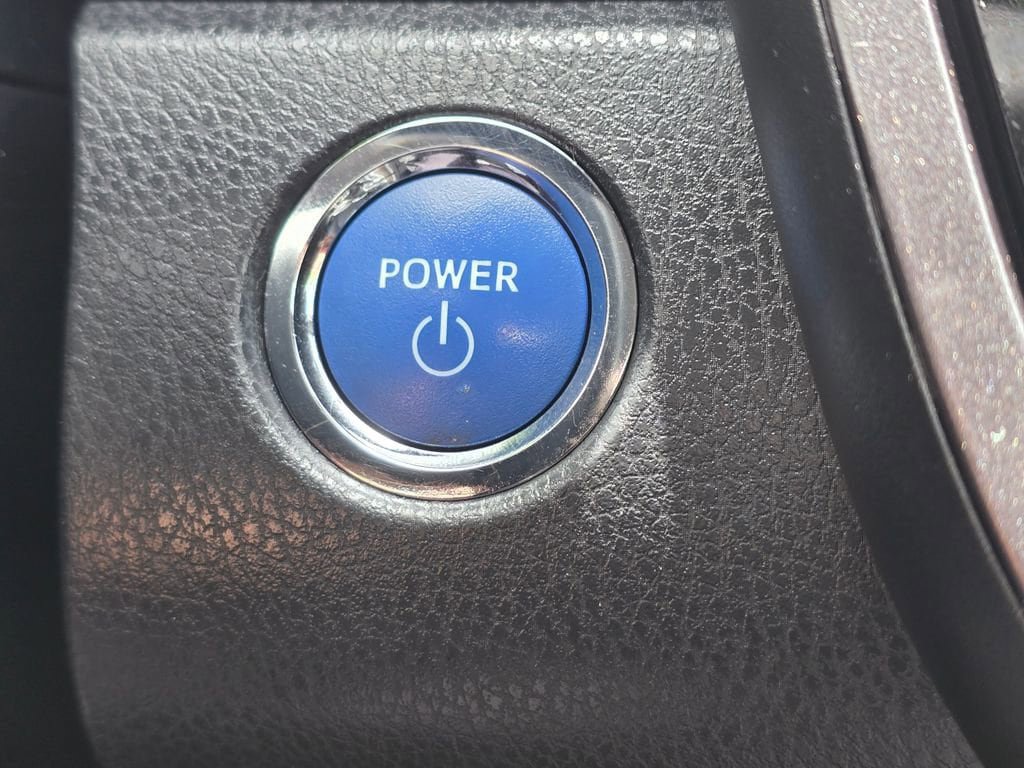 Used 2023 Toyota Camry XLE FWD image 29