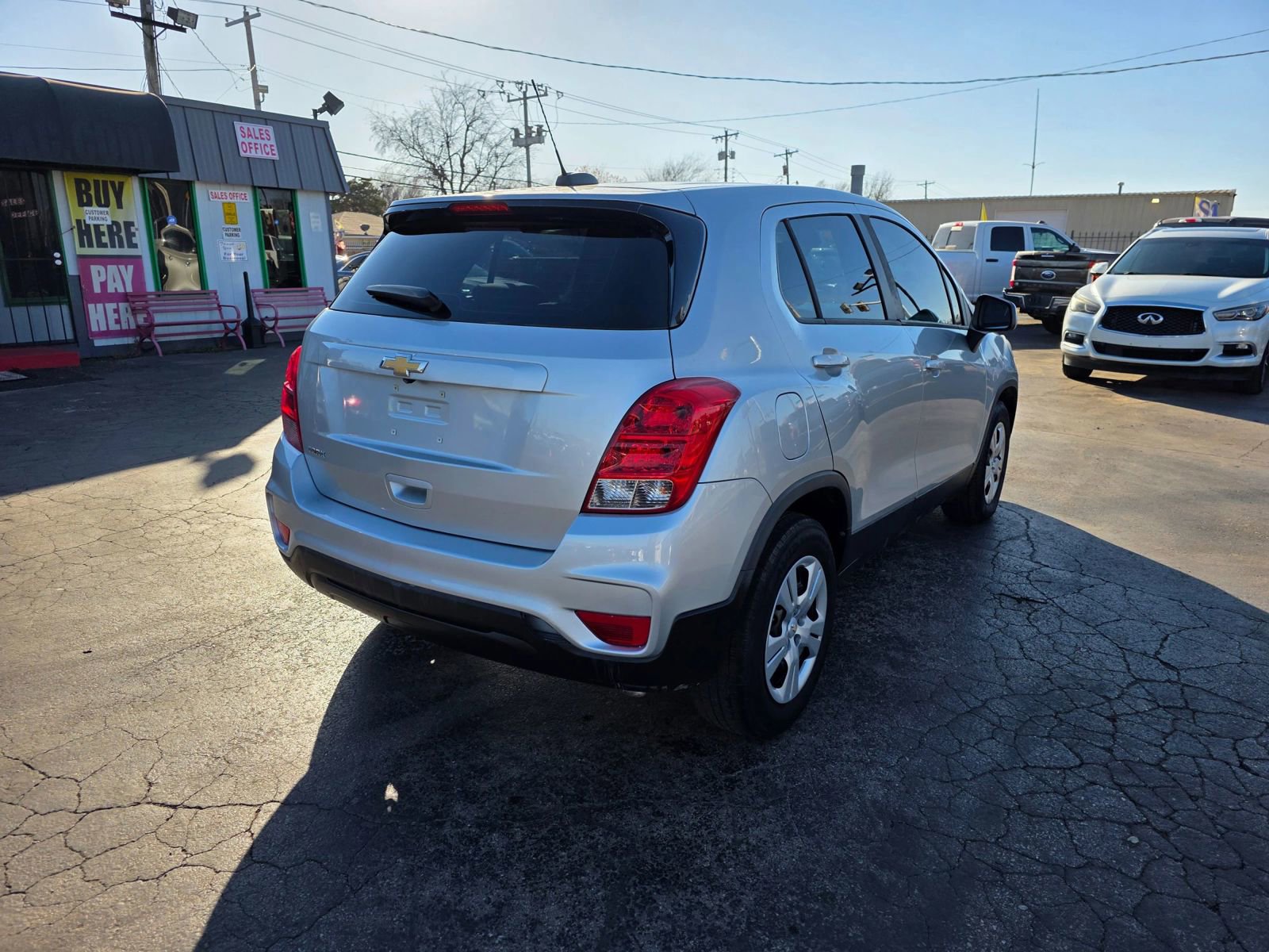 Used 2018 Chevrolet Trax LS FWD image 6