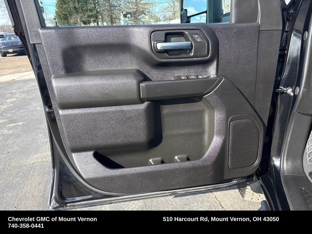 Used 2025 Chevrolet Silverado 2500 Custom w/ Custom Convenience Package image 13