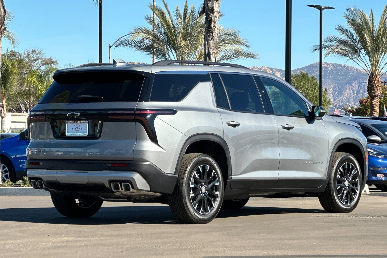 New 2026 Chevrolet Traverse LT w/ Sun and Wheel Package image 4
