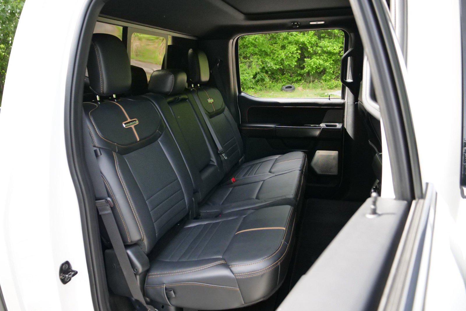 Used 2024 Ford F250 Platinum AWD/4WD image 37