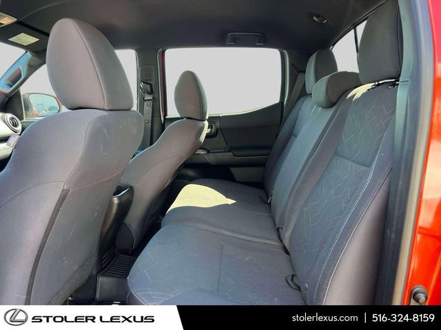 Used 2016 Toyota Tacoma TRD Sport w/ Towing Package image 14