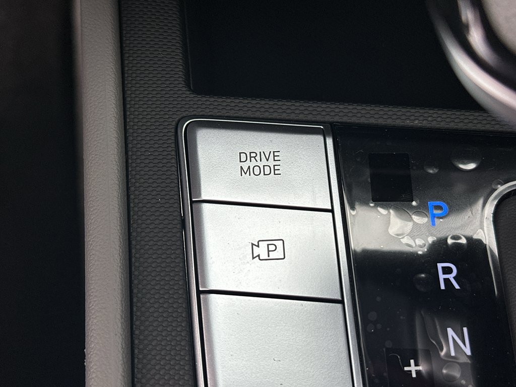New 2026 Hyundai Elantra SE FWD image 22