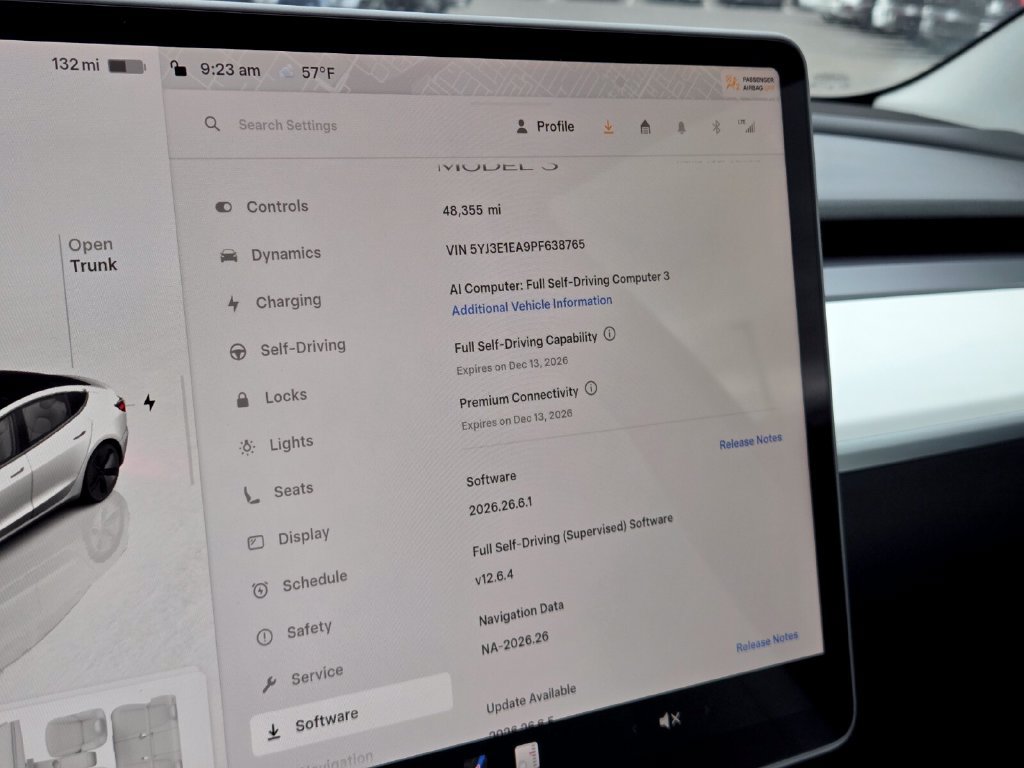 Used 2023 Tesla Model 3 Standard Range RWD image 29