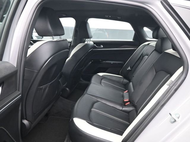 Used 2025 Kia K5 GT-Line w/ GT-Line Premium Package image 8