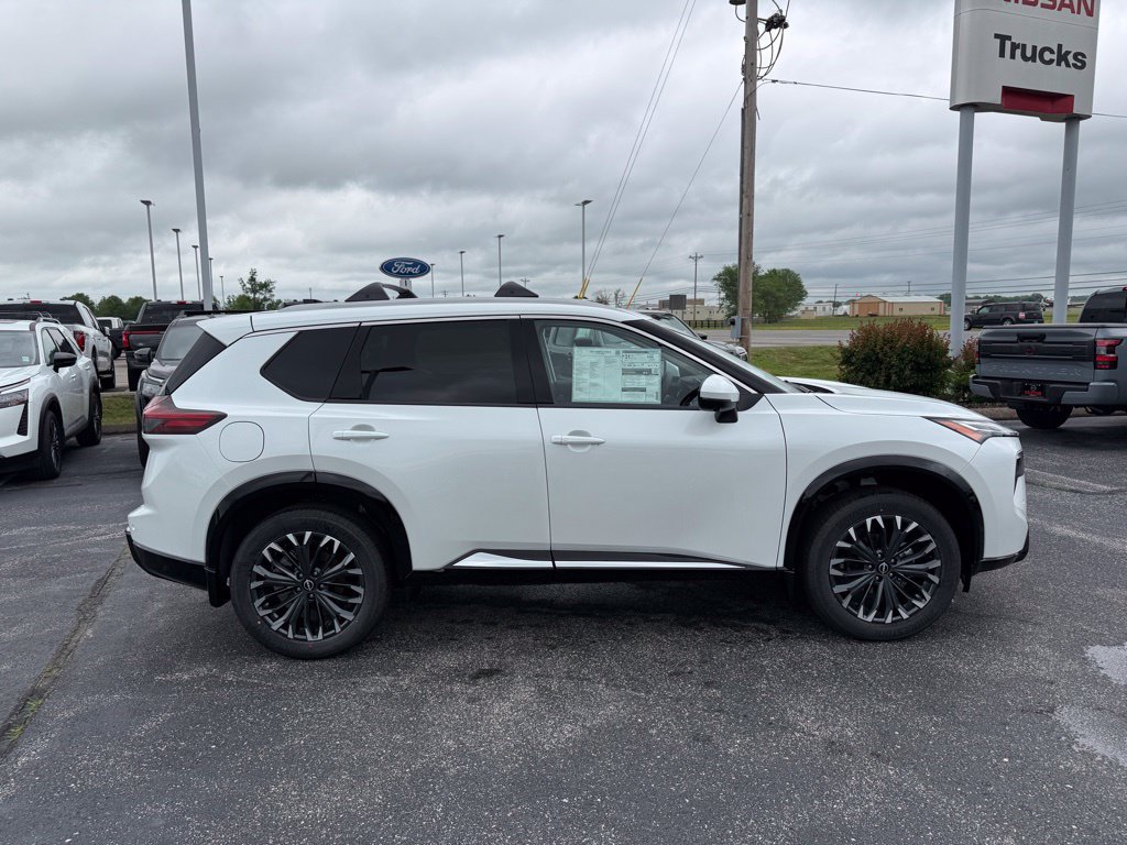 New 2026 Nissan Rogue Platinum AWD/4WD image 32