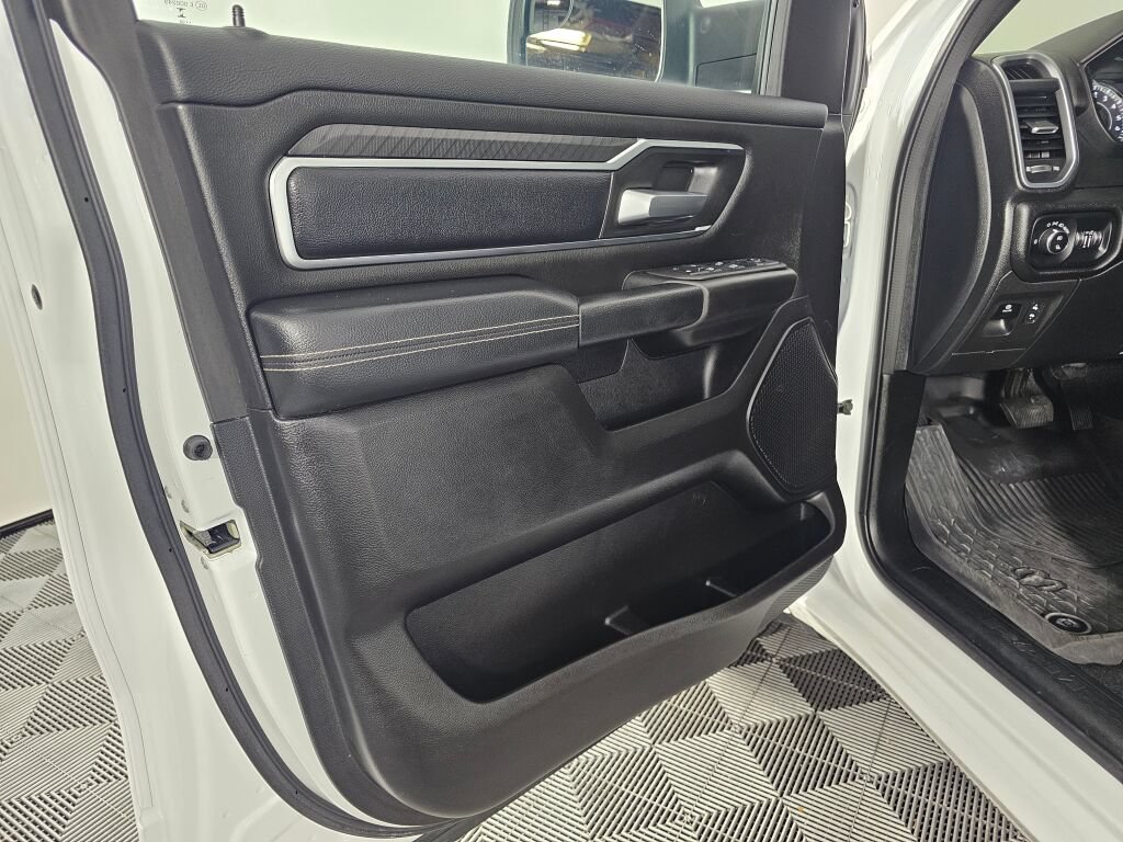 Used 2025 RAM 1500 Big Horn AWD/4WD image 18
