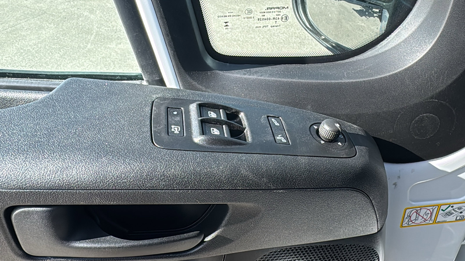 New 2026 RAM ProMaster 2500 w/ Convenience Group image 12