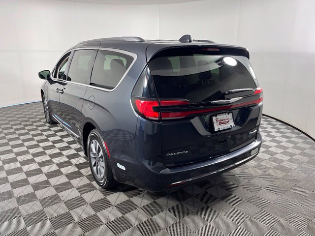 Used 2021 Chrysler Pacifica Limited FWD image 5