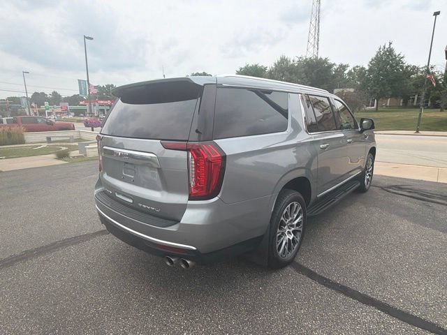 Used 2023 GMC Yukon XL Denali AWD/4WD image 5