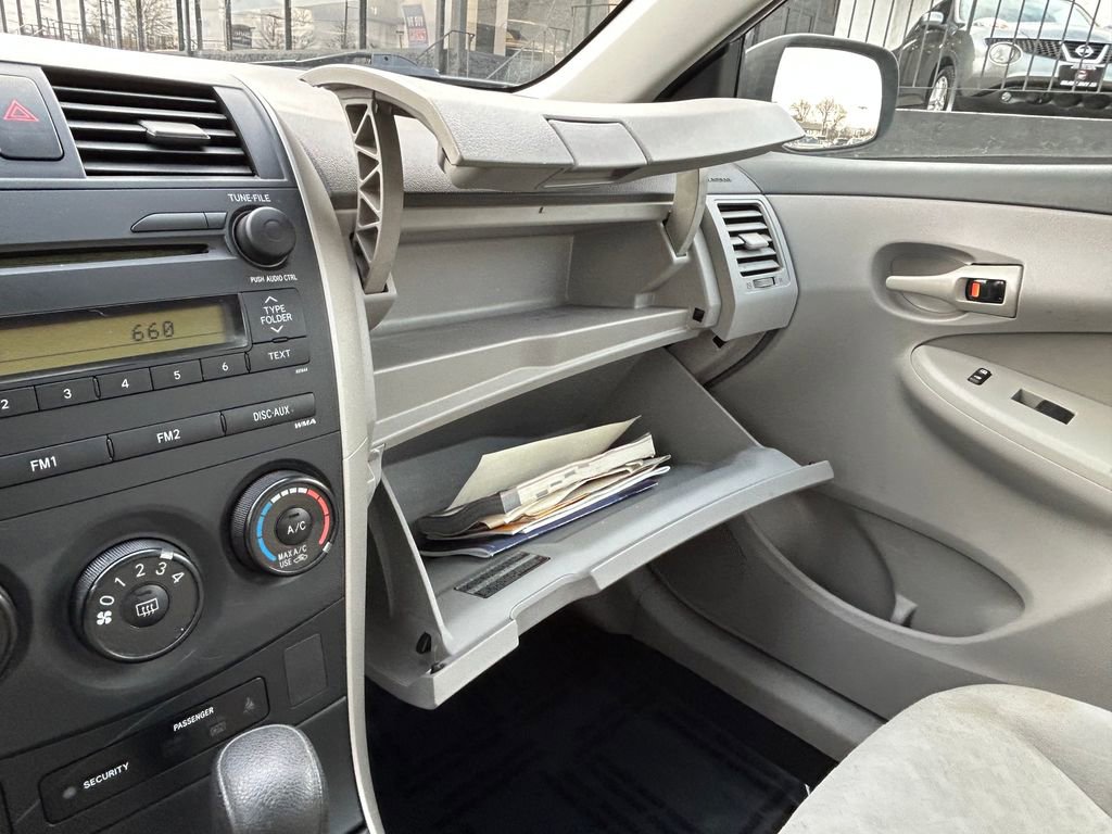 Used 2009 Toyota Corolla image 26