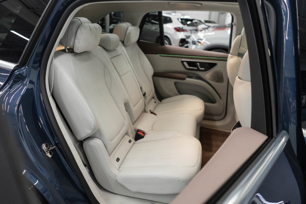 Used 2023 Mercedes-Benz EQS 450+ 4MATIC SUV w/ AMG Line Exterior Package image 11