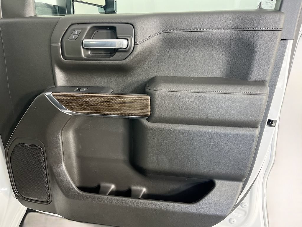 Used 2021 Chevrolet Silverado 1500 RST AWD/4WD image 34