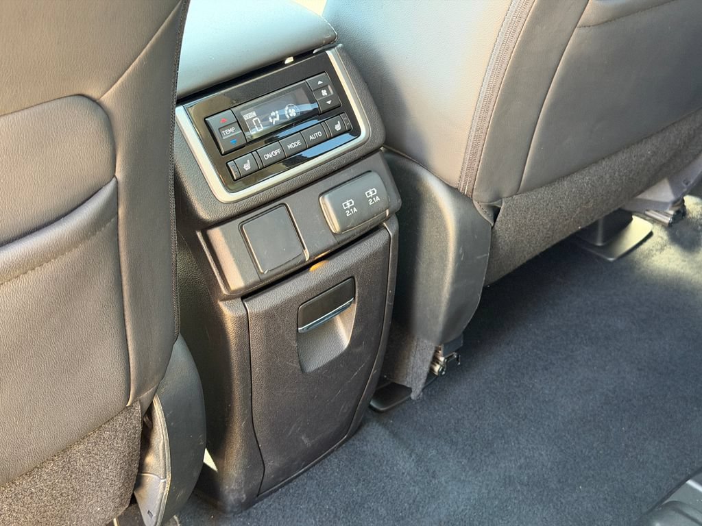 Used 2019 Subaru Ascent Limited AWD/4WD image 24