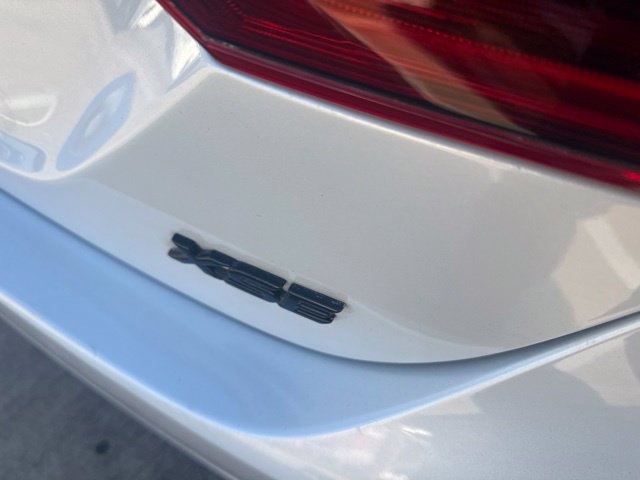 Used 2019 Toyota Camry XSE w/ Driver Assist Package FWD image 4