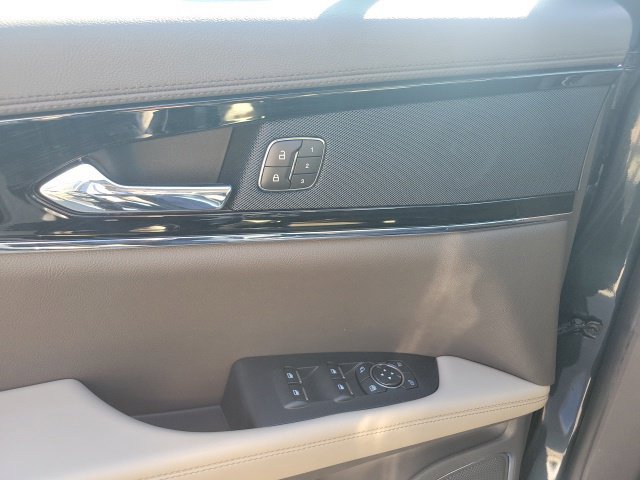 Certified 2023 Lincoln Nautilus AWD w/ Premium Package image 41