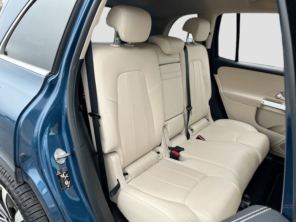 Used 2021 Mercedes-Benz GLB 250 image 24