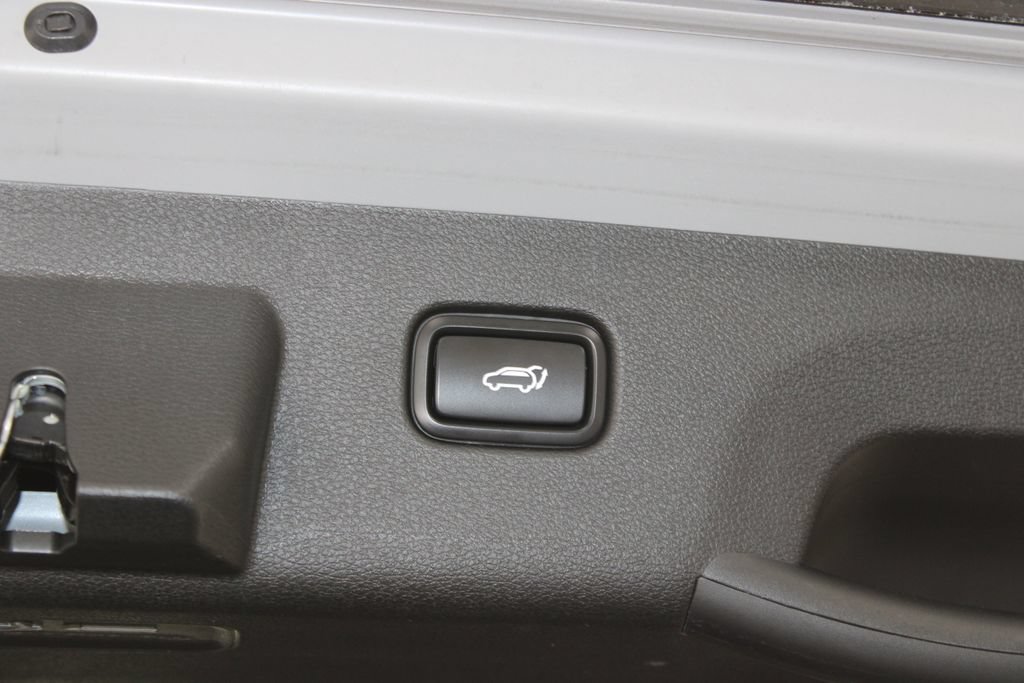 Used 2025 Kia Sportage SX FWD image 29