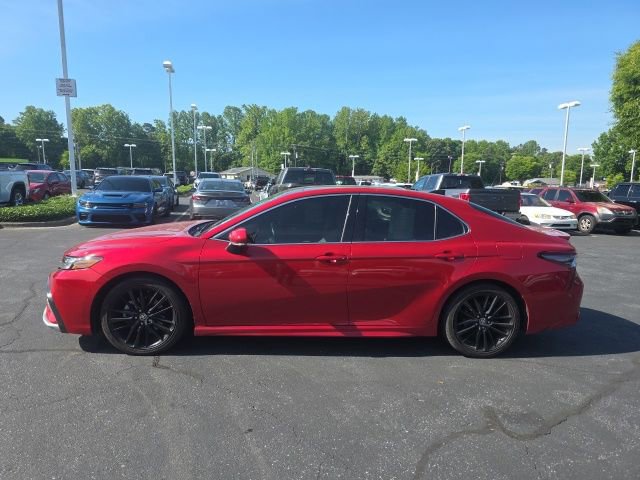 Used 2021 Toyota Camry XSE FWD image 5