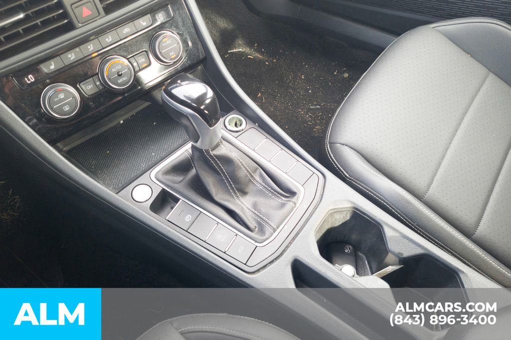 Used 2024 Volkswagen Jetta SE image 24