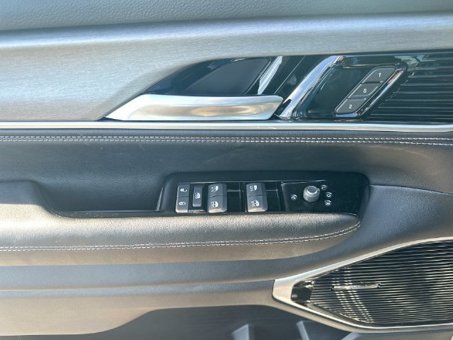 New 2026 Jeep Grand Wagoneer Limited AWD/4WD image 16