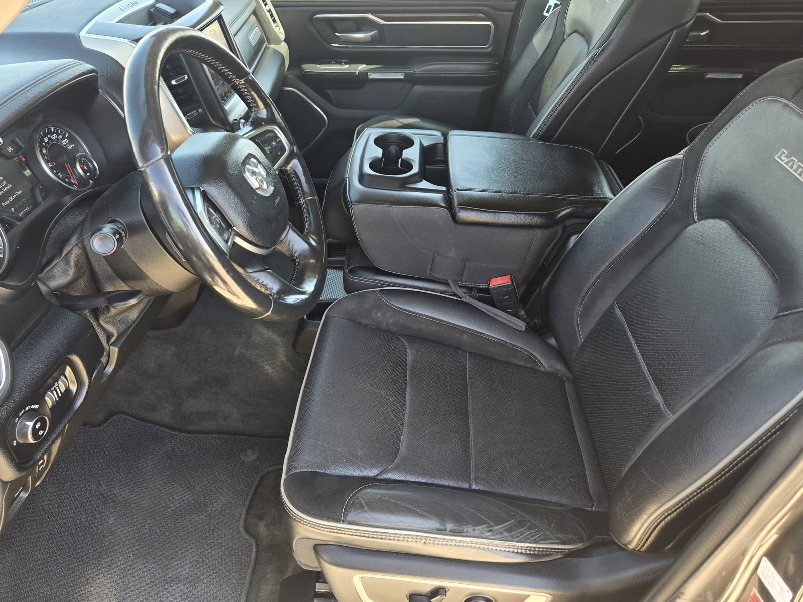 Used 2021 RAM 1500 Laramie w/ Off Road Group image 16