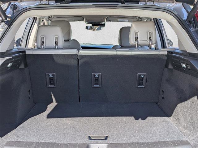 Used 2023 Cadillac XT4 Luxury image 6